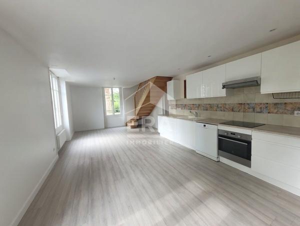 LOCATION MEUBLEE - BILLERE   : Appartement T2 bis de 52m² (au sol plus de 69m²)