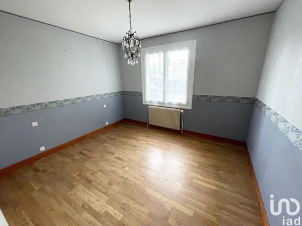 Maison 5 pièces de 90 m² à Sandillon (45640)