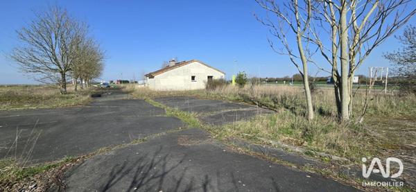 Murs commerciaux  à vendre 155 m² Chaunay