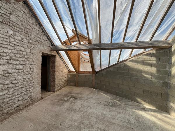 Maison ancienne Checy