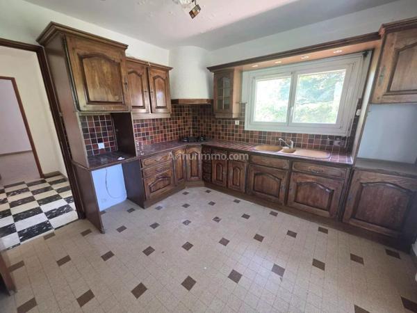 Vente                                                      Maison
                        
                     7 pièces                      138 m2                     à Draguignan