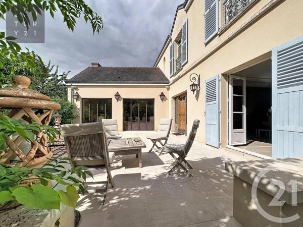 Maison à vendre  10 pièces - 341,36 m 2   PONT STE MARIE  - 10