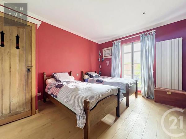 Maison à vendre  10 pièces - 341,36 m 2   PONT STE MARIE  - 10