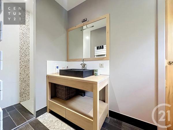 Maison à vendre  10 pièces - 341,36 m 2   PONT STE MARIE  - 10