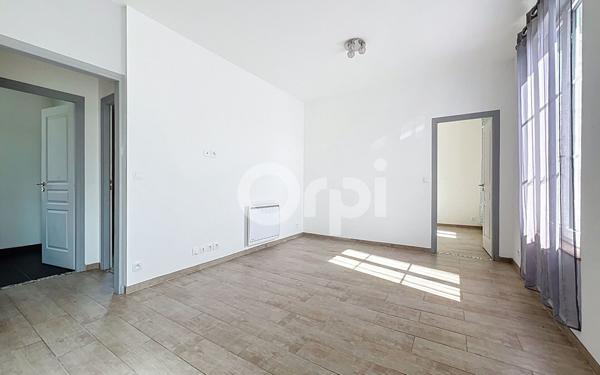 Maison à vendre    3 pièces •  Jaulnes