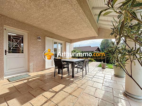 Vente                                                      Maison
                        
                     6 pièces                      160 m2                     à Bourgoin-Jallieu