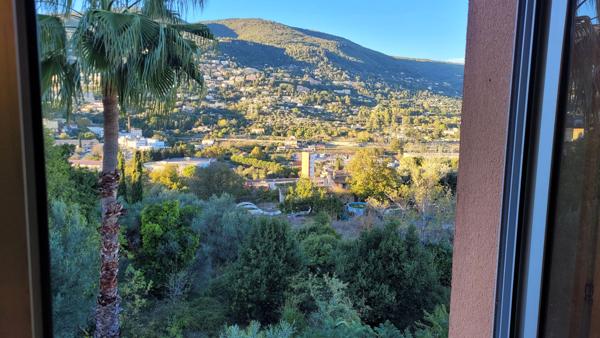 Appartement Grasse 4 pièces 105.66 m2, piscine et tennis