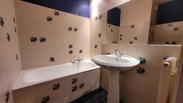 Appartement Grasse 4 pièces 105.66 m2, piscine et tennis