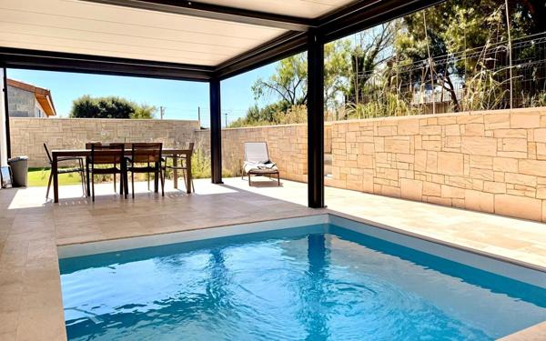 Maison à vendre    4 pièces •  Rochemaure