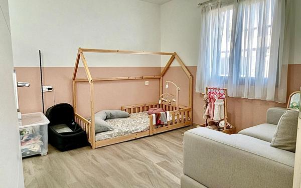 Maison à vendre    4 pièces •  Rochemaure