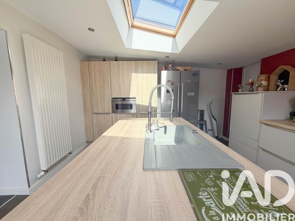 Maison à vendre 6 pièces 144 m² Périgny