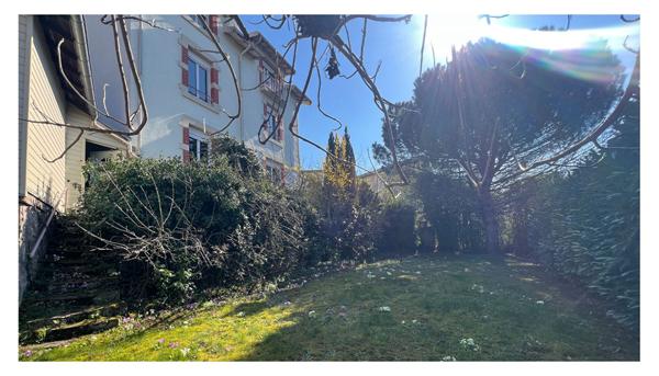 Maison bourgeoise, Epinal quartier soupirs, vue sur la ville avec jardin