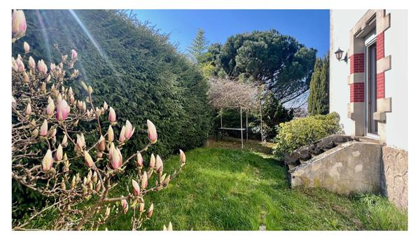 Maison bourgeoise, Epinal quartier soupirs, vue sur la ville avec jardin