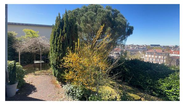 Maison bourgeoise, Epinal quartier soupirs, vue sur la ville avec jardin