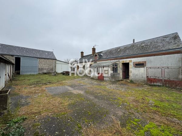 Neuville aux Bois - Fermette avec dépendances à rénover
