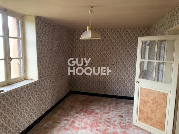 Neuville aux Bois - Fermette avec dépendances à rénover