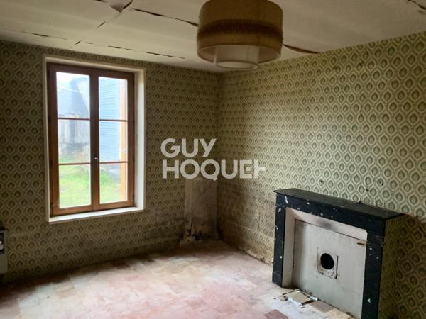 Neuville aux Bois - Fermette avec dépendances à rénover