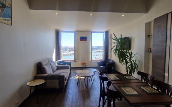 Appartement à vendre    3 pièces • 79 m2 La Rochelle