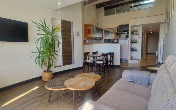 Appartement à vendre    3 pièces • 79 m2 La Rochelle