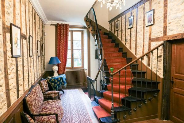 Somptueux Hôtel particulier du XIXe siècle, au coeur du parc naturel du Périgord vert.