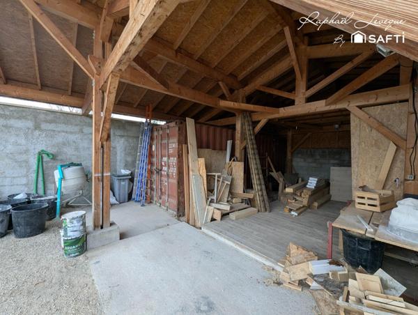 Local commercial de 120m² sur un terrain de 530m²