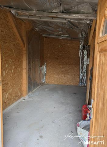 Local commercial de 120m² sur un terrain de 530m²