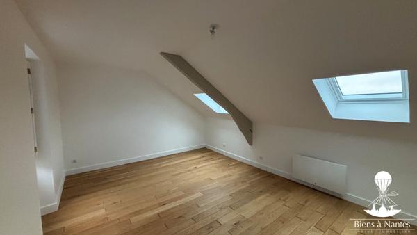 Un appartement T2 au 4ème et dernier étage , Nantes Un appartement T2 au 4ème et dernier étage , Nantes