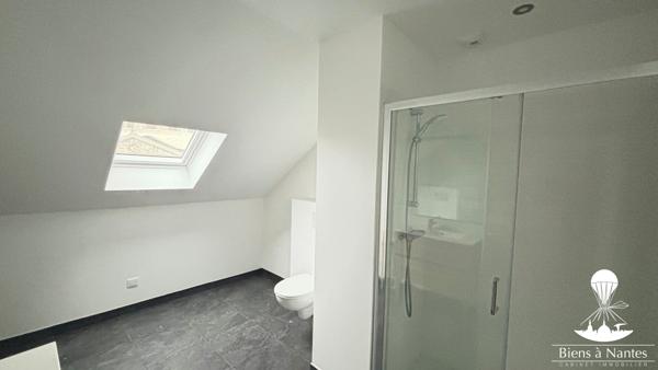 Un appartement T2 au 4ème et dernier étage , Nantes Un appartement T2 au 4ème et dernier étage , Nantes
