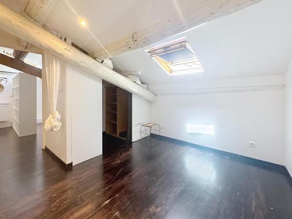 Charmant appartement en triplex avec garage