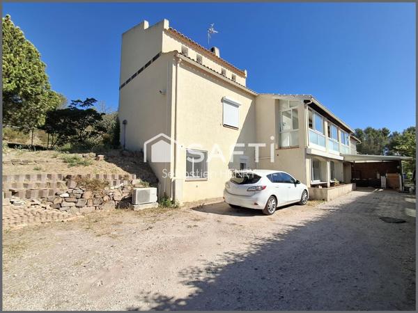 beau potentiel pour cet villa composée de 3 logements