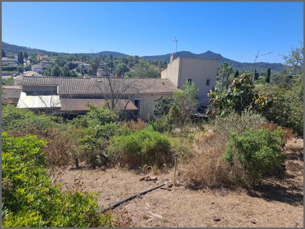 beau potentiel pour cet villa composée de 3 logements