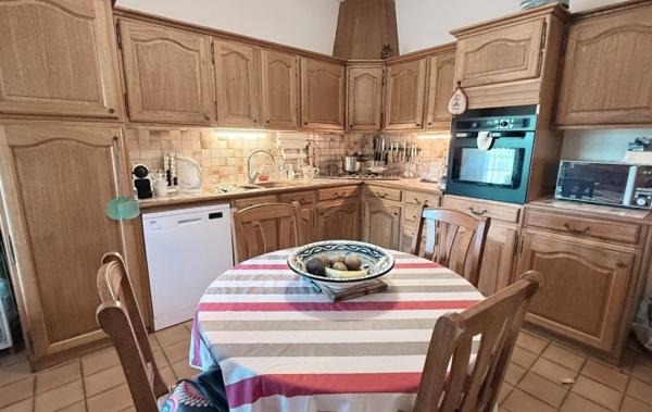 Vente Maison RÉSIDENTIELLE à rafraîchir Vaison-la-romaine   