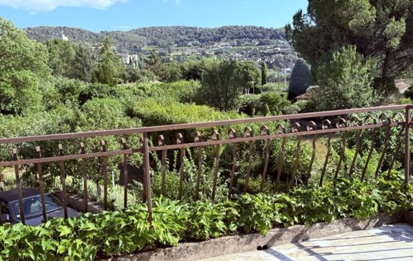 Vente Maison RÉSIDENTIELLE à rafraîchir Vaison-la-romaine   