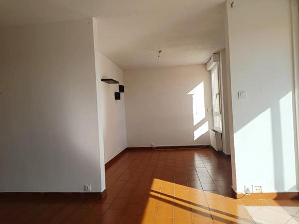 Appartement Fos Sur Mer 3 pièce(s) 77m2 Balcon et loggia