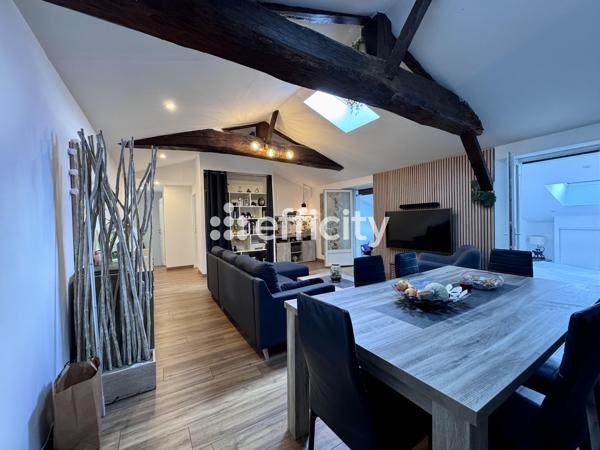 Maison
         5 pièces
        - 179 m²