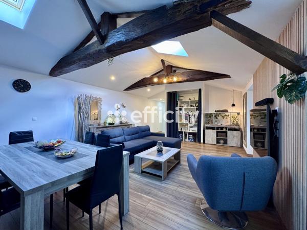 Maison
         5 pièces
        - 179 m²