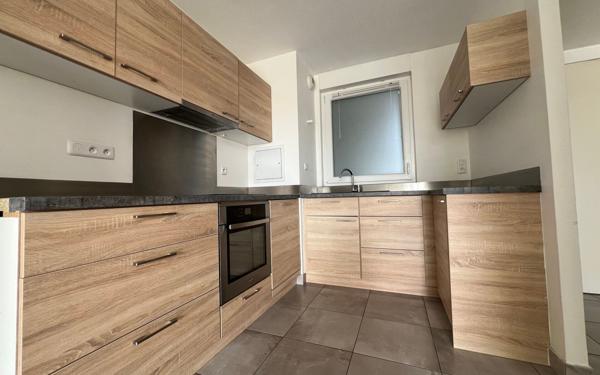 Appartement à vendre    3 pièces • 65 m2 Lampertheim