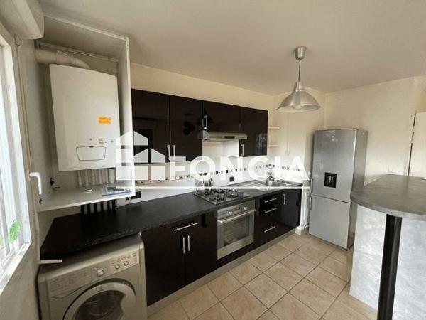 Location Appartement 3 pièces 60.9 m² - 5 rue Alexandra David Néel Trappes 78190