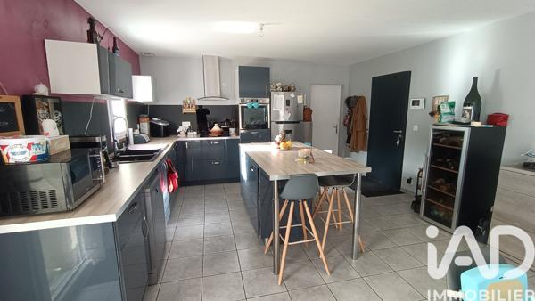 Maison à vendre 8 pièces 124 m² Courchamps