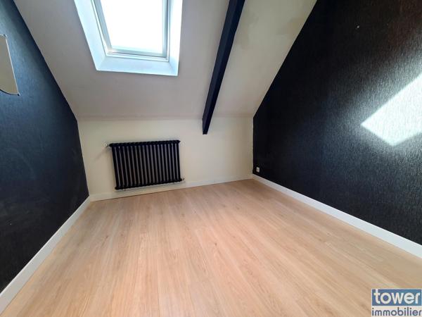 Maison
                                                                                                                                                                                                                                                                                                                        6 pièce(s)                                                                                                                                                                                                          3 chambre(s)                                                                                                                                                                                                          118  m²