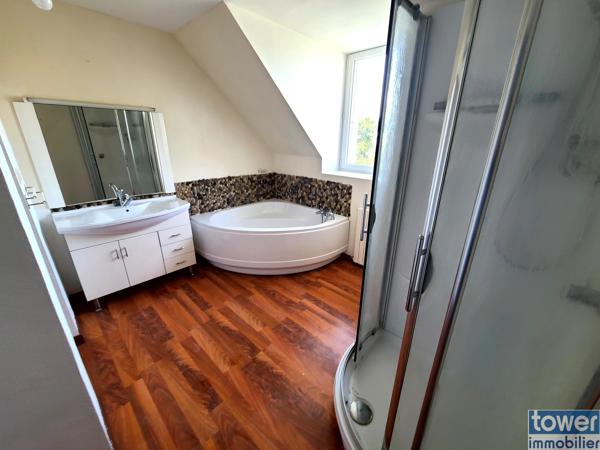 Maison
                                                                                                                                                                                                                                                                                                                        6 pièce(s)                                                                                                                                                                                                          3 chambre(s)                                                                                                                                                                                                          118  m²