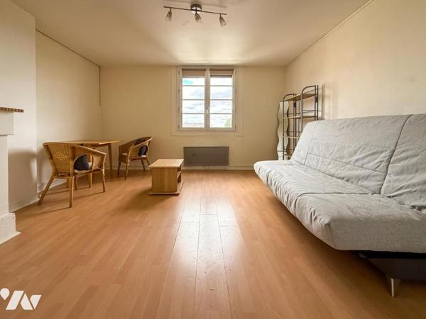 NANTES GRASLIN - CAMBRONNE - Studio de 25 m² au 5ème et dernier étage