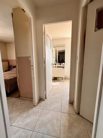 T3 56 m2 - 13014 - Trav Notre Dame de bon secours - Parking + Cave - 99 900 euro