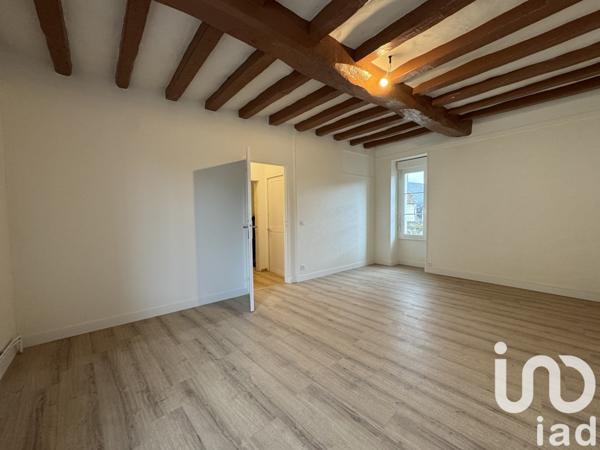 Maison de ville 5 pièces de 133 m² à Bourgueil (37140)