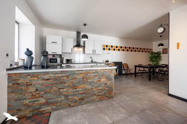 Maison à vendre |  Mehun-sur-Yèvre |  6 pièces | 168 m²