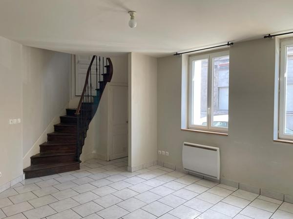 Maison de ville, Idéal investissement, bon rapport locatif