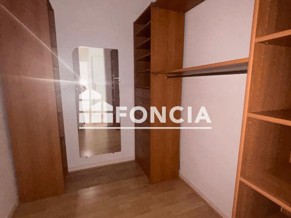 Location Appartement 3 pièces 67.46 m² - Pau 64000