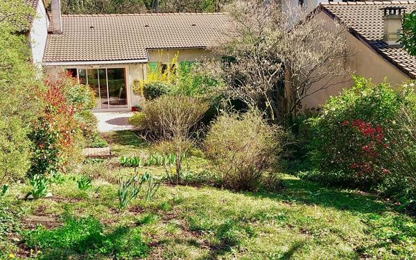 Maison à vendre    5 pièces • 90,20 m2 Francheville