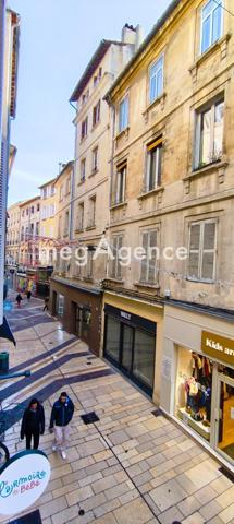 Appartement à AVIGNON, 84000 - 2 pièces 46m²