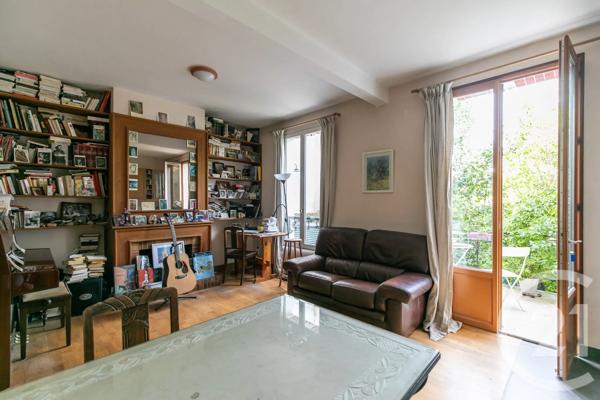 Immeuble à vendre  245 m 2   JOINVILLE LE PONT  - 94